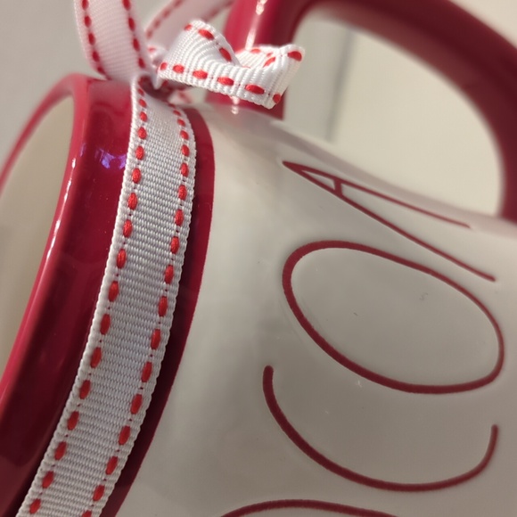 Rae Dunn Cocoa Kisses Mug NWOT - Picture 2 of 4